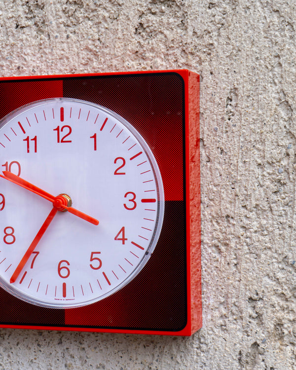 Orologio vintage rosso e nero scozzese – 1980