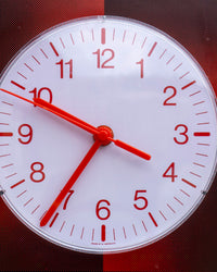 Orologio vintage rosso e nero scozzese – 1980