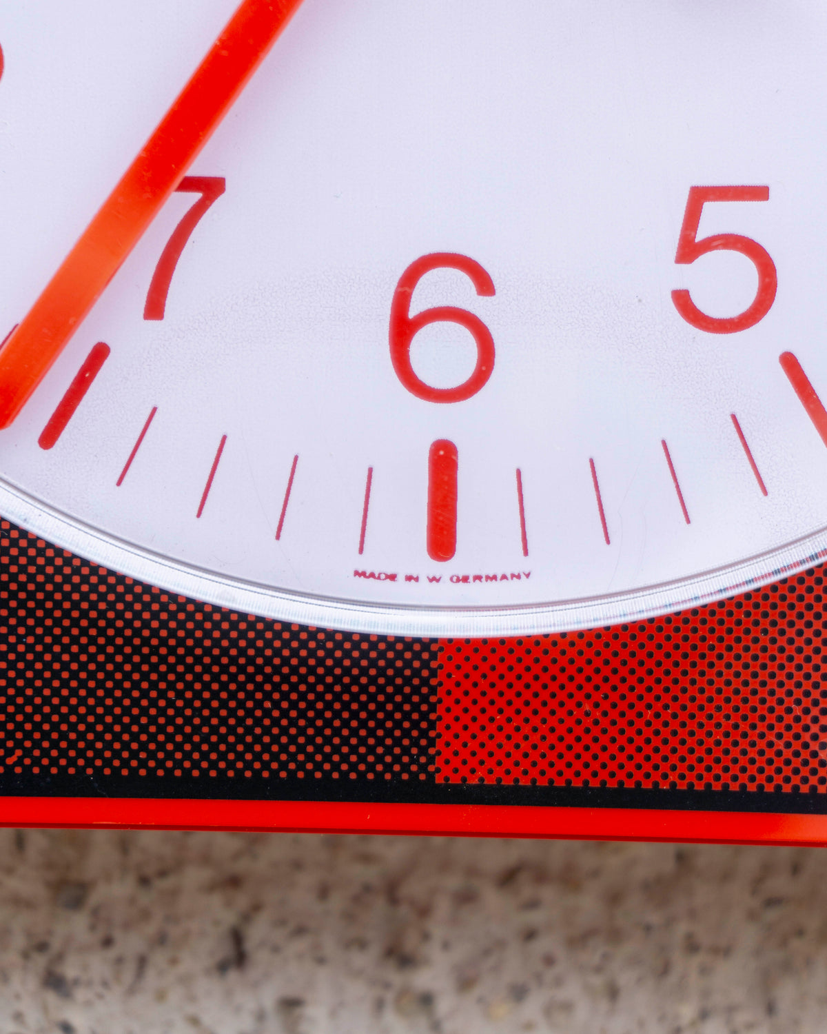Orologio vintage rosso e nero scozzese – 1980