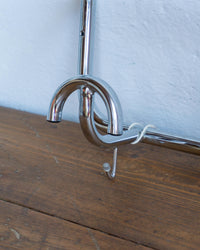 Appendiabiti vintage industriale cromato con cappelliera – 1970