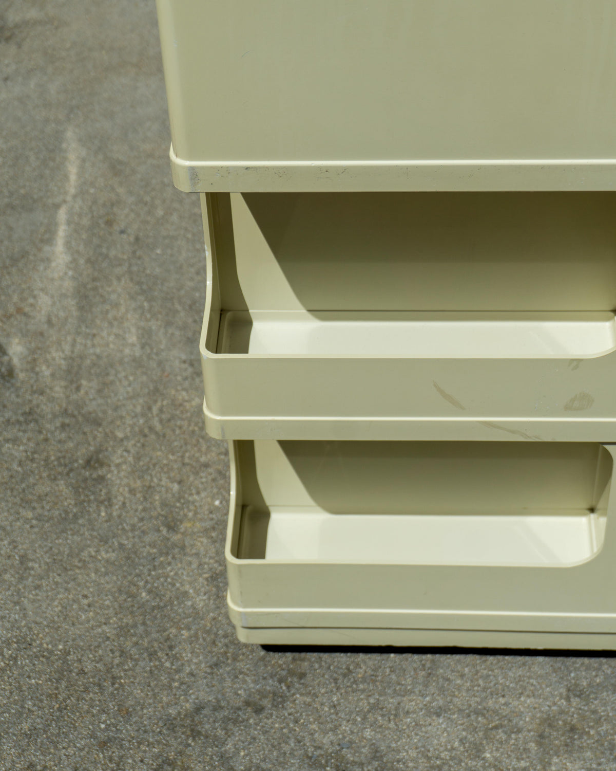Carrello vintage Giovanni Pelis per Stile Neolt in ABS crema – 1960