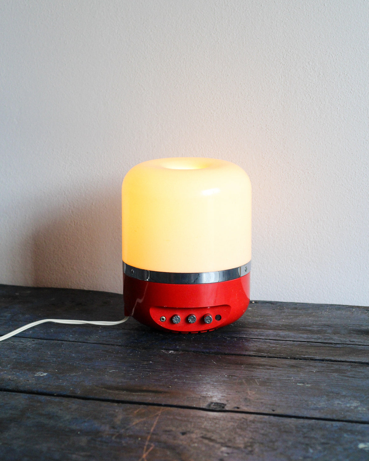 Radio Lampada Europhon rossa di Adriano Rampoldi – 1970