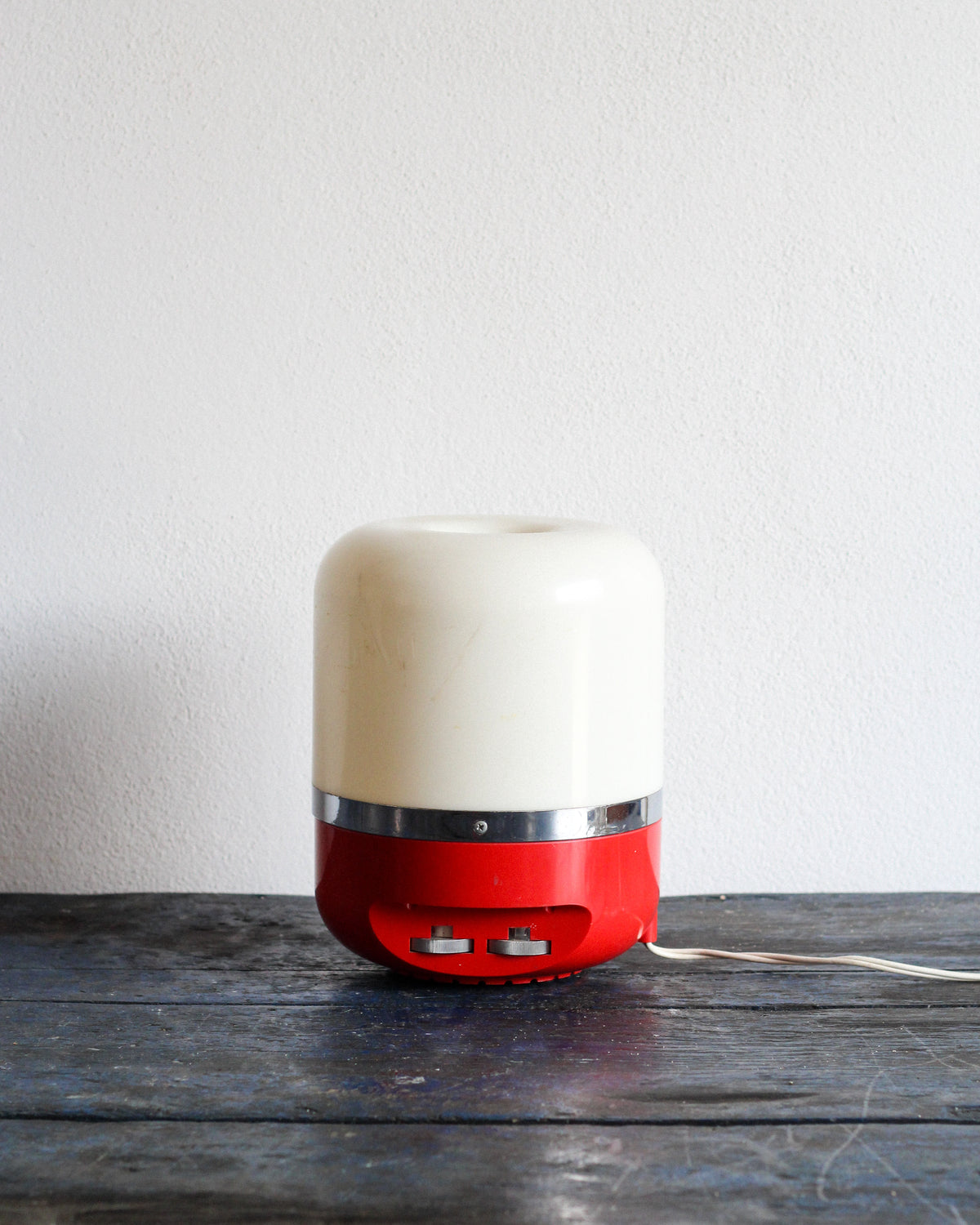 Radio Lampada Europhon rossa di Adriano Rampoldi – 1970