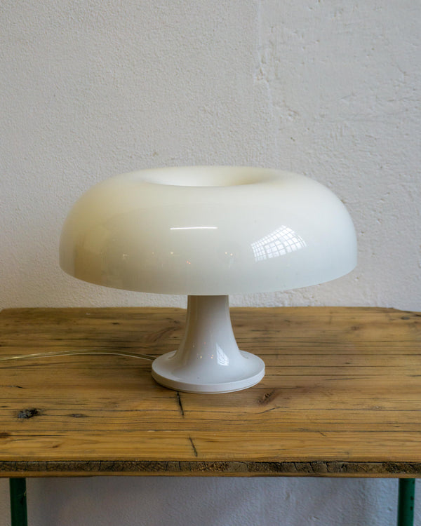 Lampada Nessino Artemide bianca – anni ’80