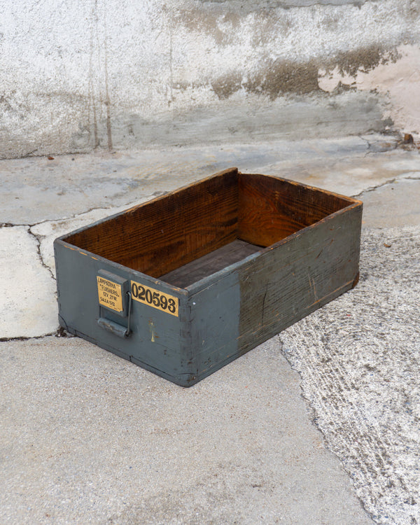 Baule industriale vintage in legno grigio – 1970
