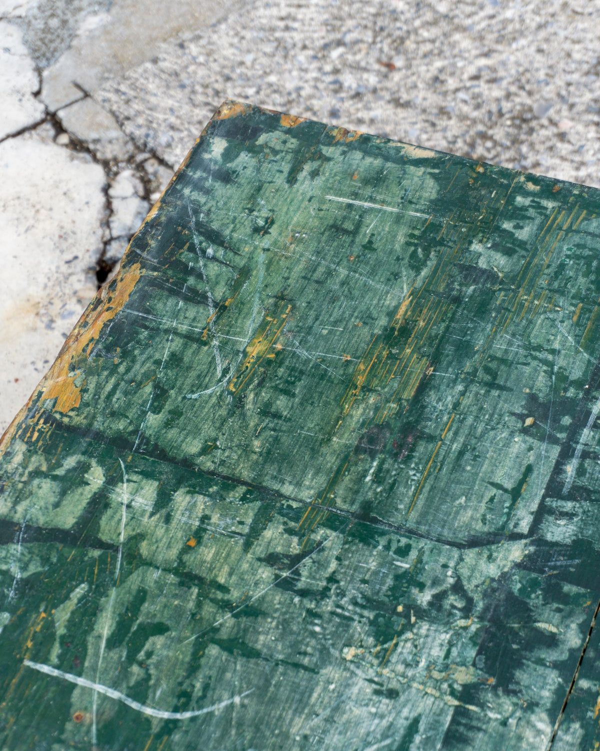 Baule vintage in legno verde con scritta Italia – 1980
