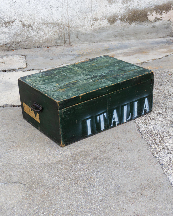 Baule vintage in legno verde con scritta Italia – 1980