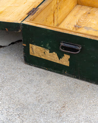 Baule vintage in legno verde con scritta Italia – 1980
