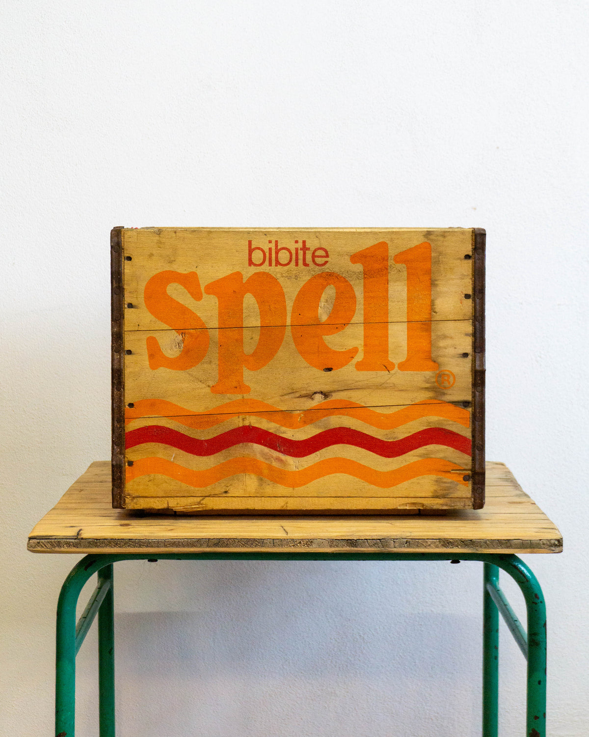Cassetta legno pubblicitaria Spell