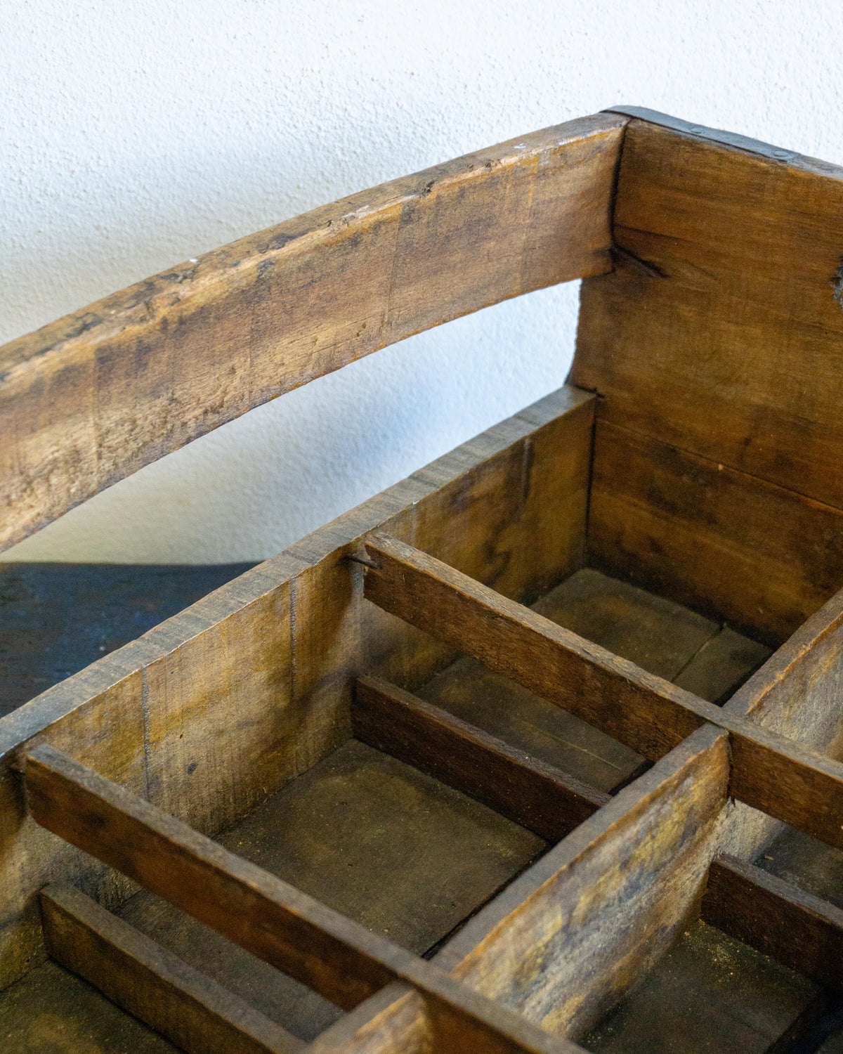 Cassetta vintage in legno restaurata – Anni ’60