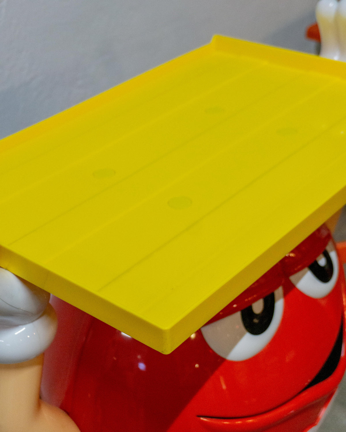 Espositore M&M’s rosso – edizione 2015