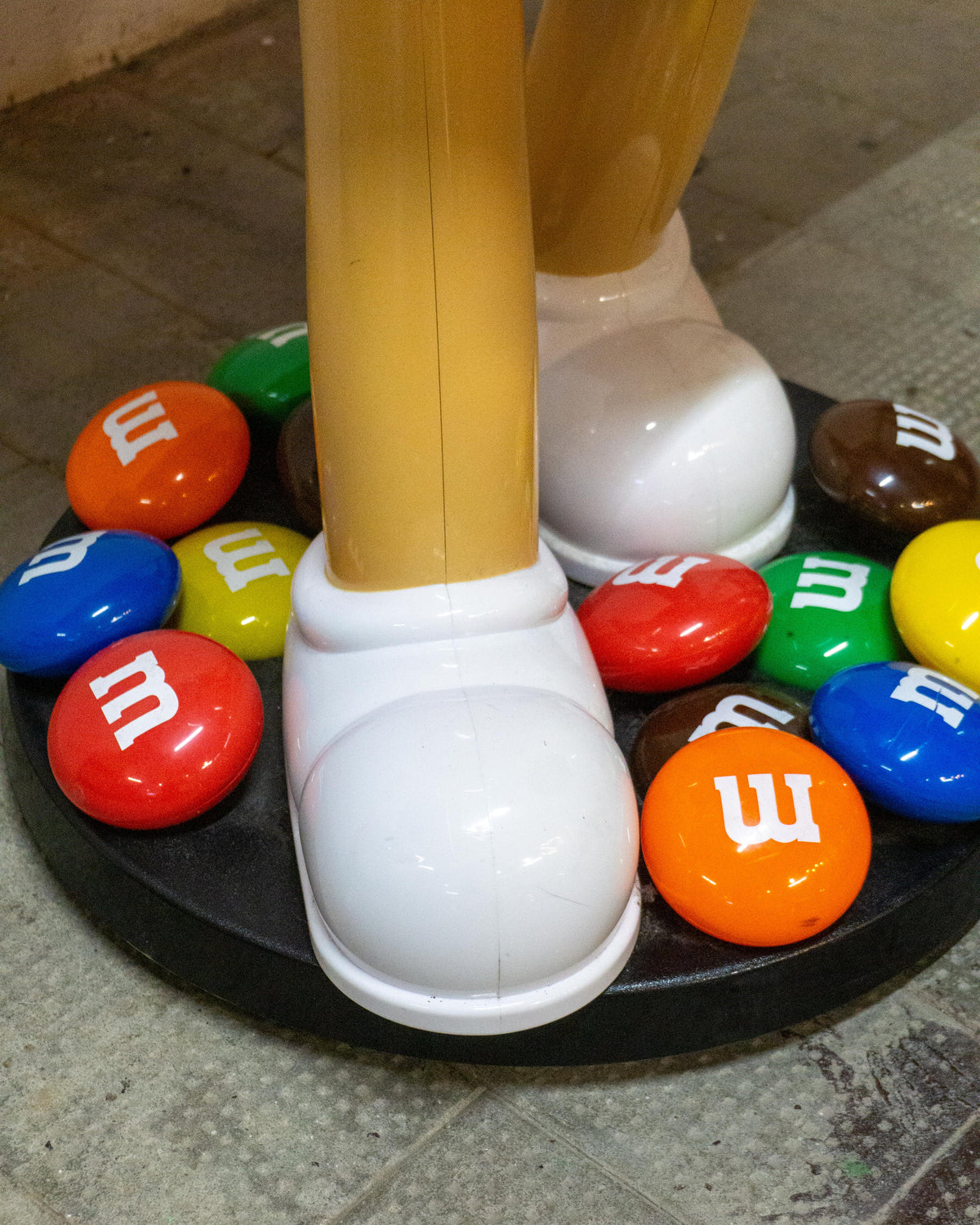Espositore M&M’s rosso – edizione 2015