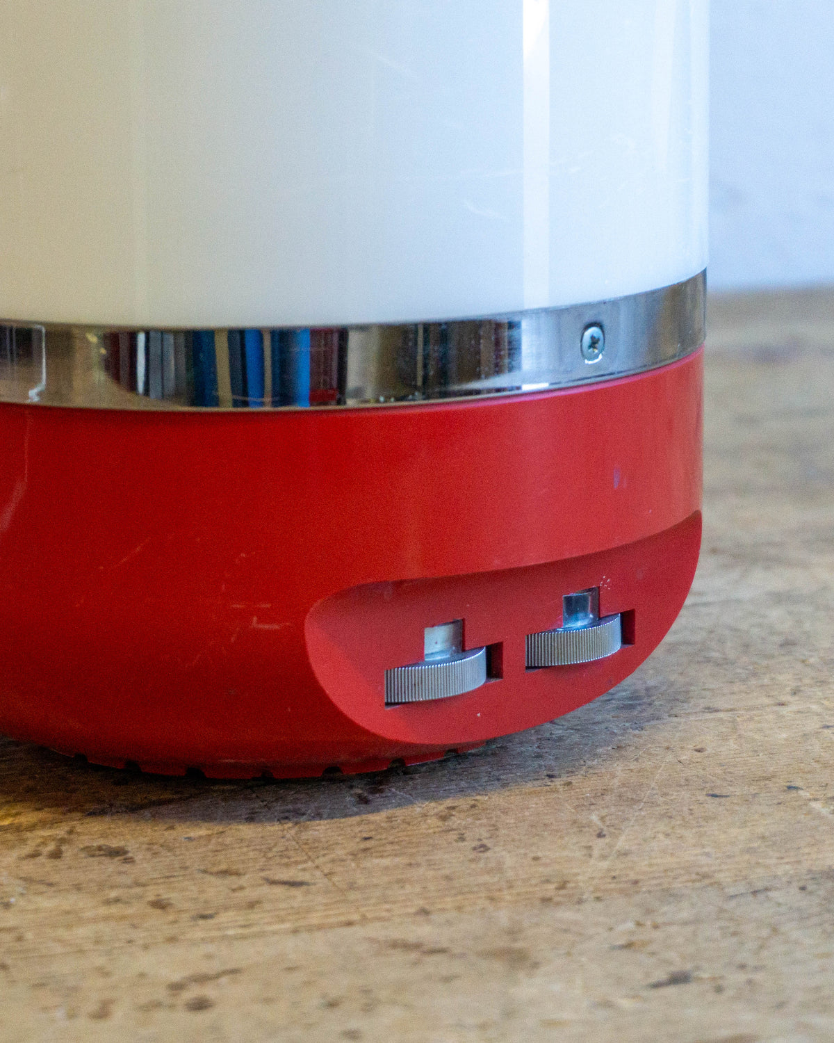 Radio lampada Europhon – Design Adriano Rampoldi