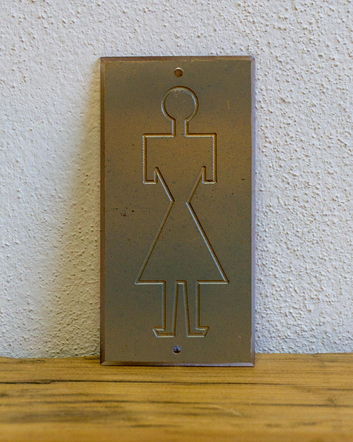 Insegna Toilette Donna Oro E Rossa – 1970 Italia