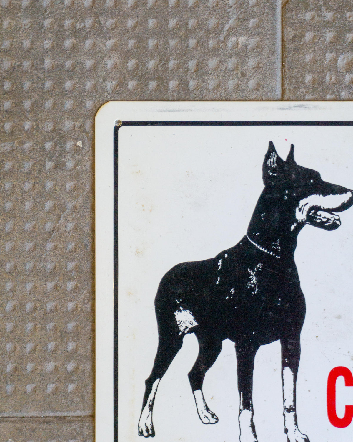 Insegna “Attenti al cane feroce” – 1980