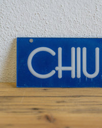 Insegna Chiuso  – 1980 Italia