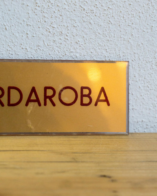 Insegna Guardaroba – 1980 Italia