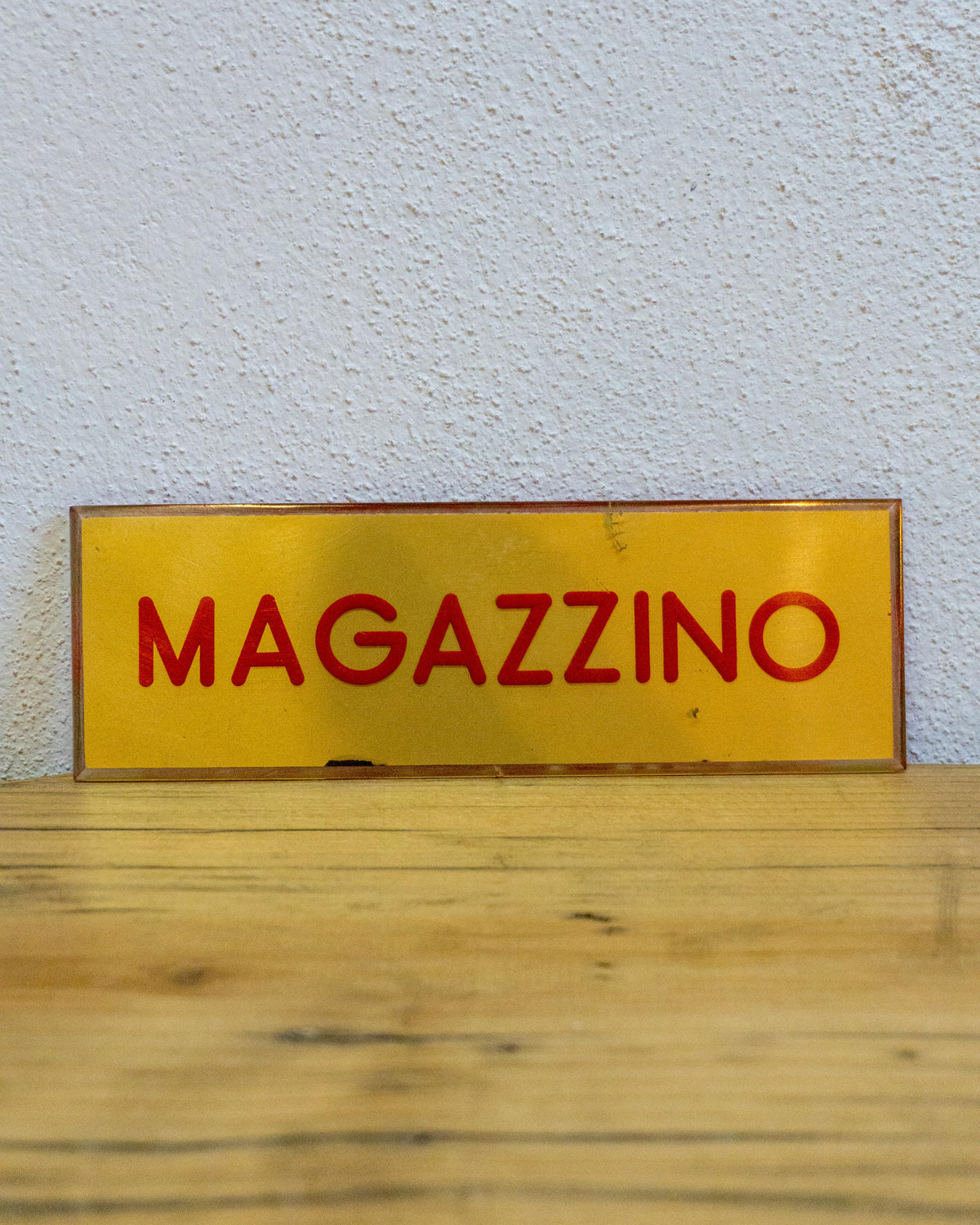 Insegna Magazzino Oro E Rossa – 1980 Italia