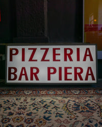 Insegna luminosa vintage Pizzeria Bar Piera bifacciale – Palermo, 1980