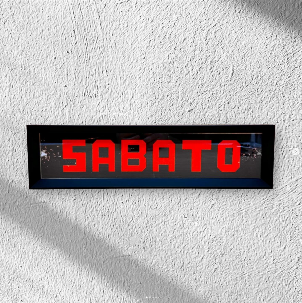 Insegna Sabato
