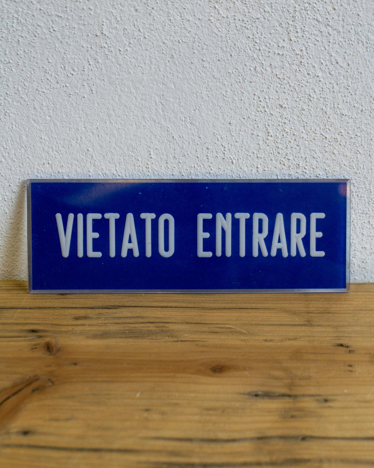 Insegna Vietato Entrare Blu E Bianca – 1980 Italia