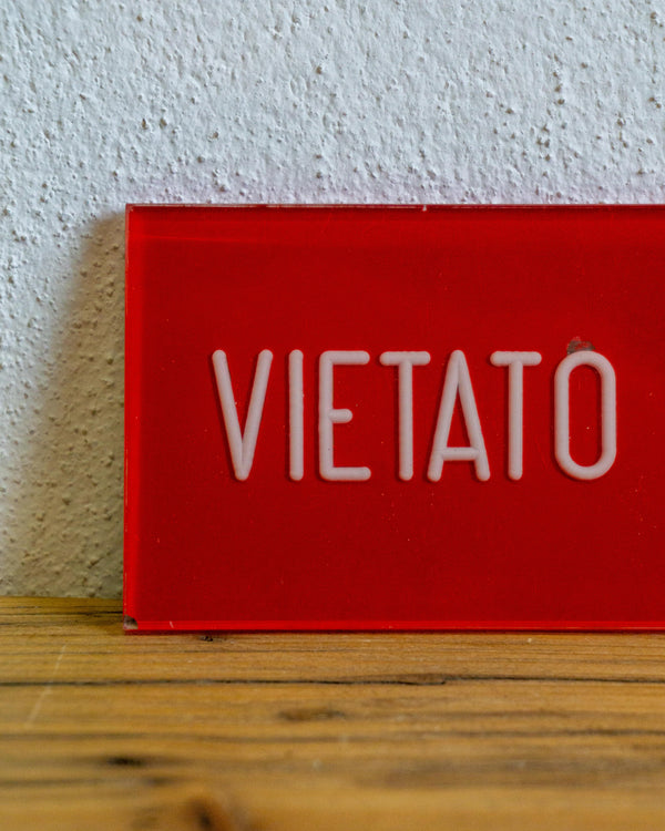 Insegna Vietato L'Ingresso Rossa E Bianca – 1980 Italia