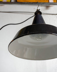 Lampada industriale smaltata a sospensione – Anni '60-'70