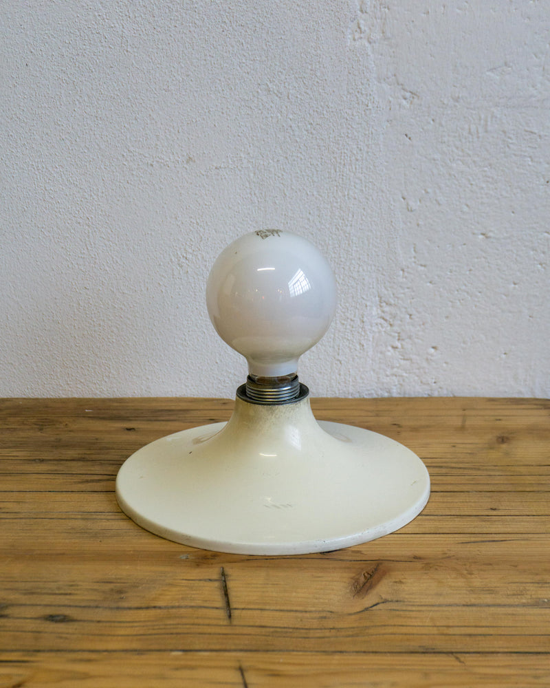Lampada applique in metallo color panna – anni ’70