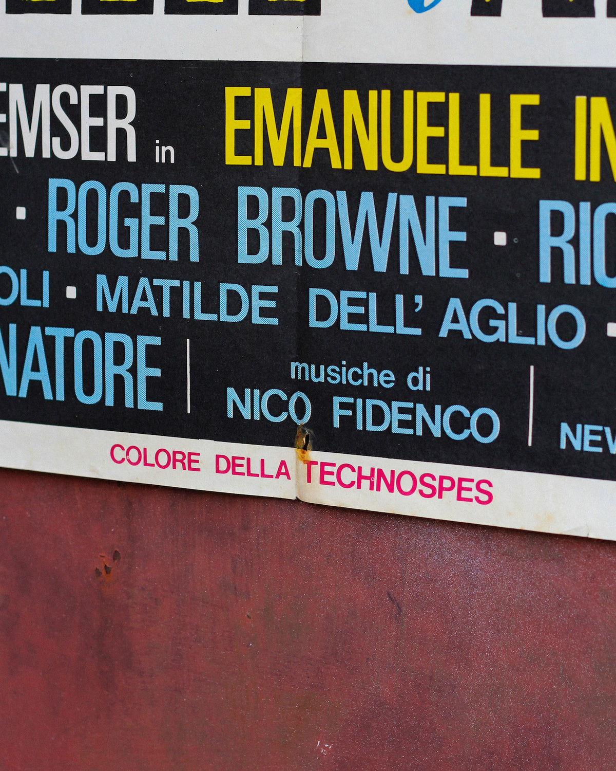 Manifesto cinema Emanuelle in America – 1977
