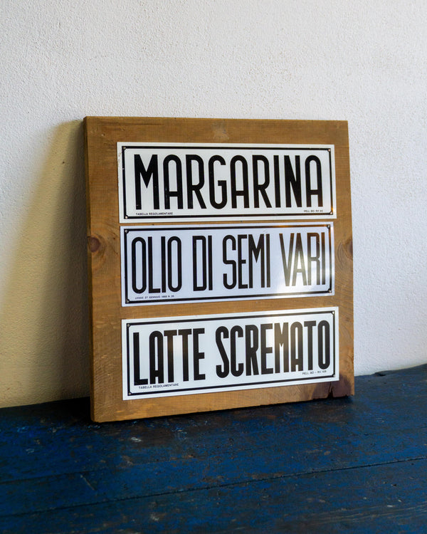 Insegne alimentari da bottega vintage su supporto in legno – Anni ’70