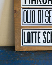 Insegne alimentari da bottega vintage su supporto in legno – Anni ’70