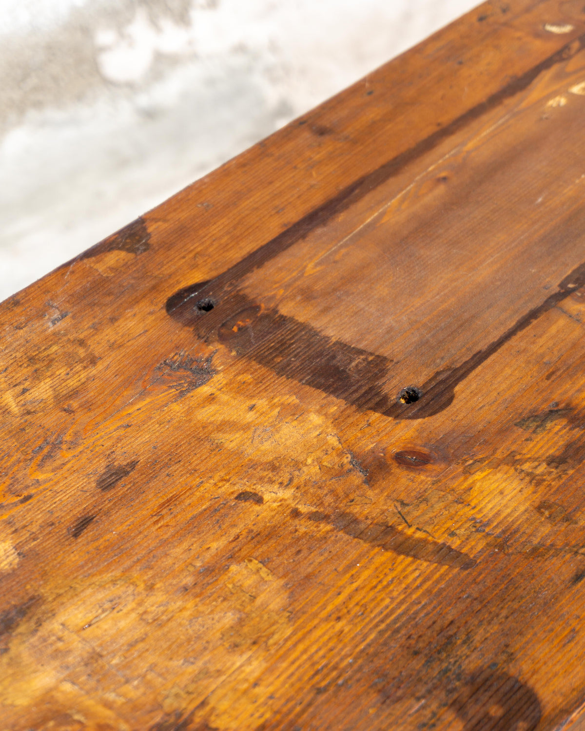 Mobile vintage in legno scuro – 1970