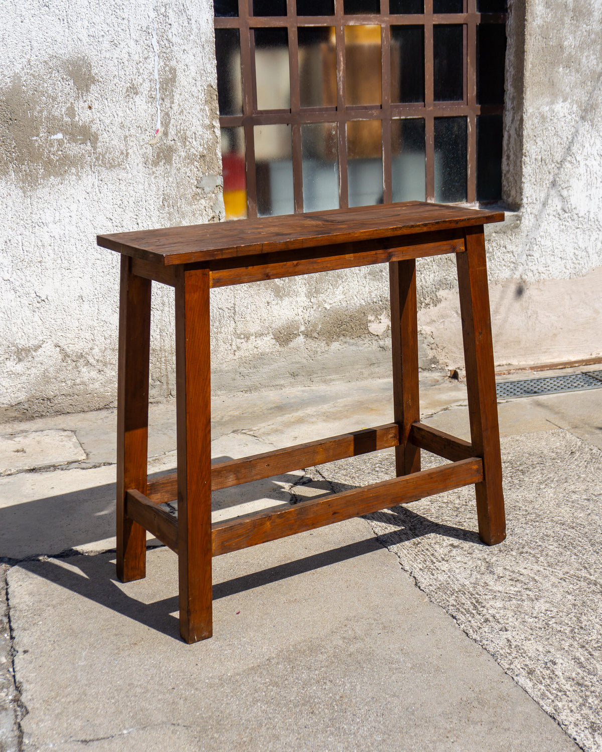 Mobile vintage in legno scuro – 1970