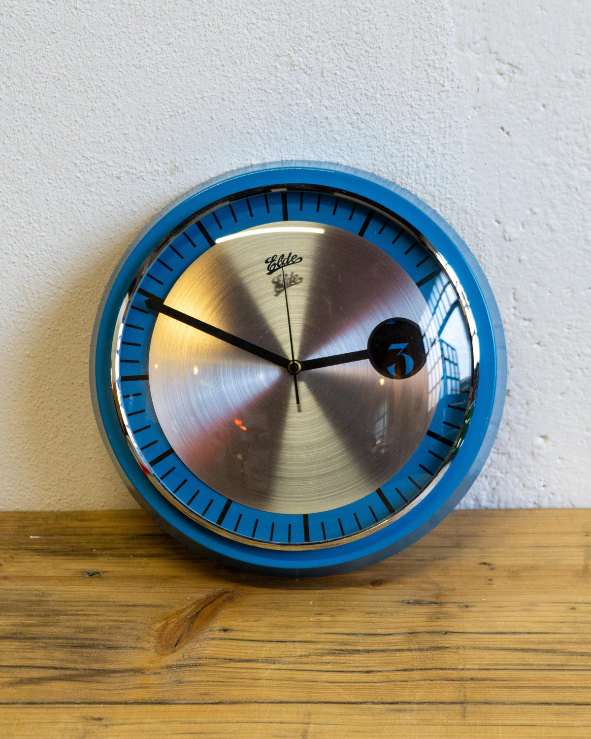 Orologio da parete Elde in metallo blu – anni ’60