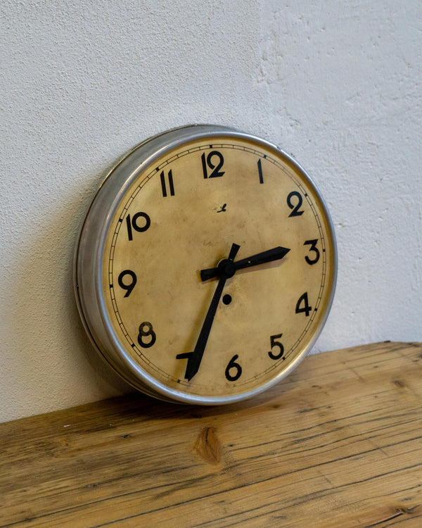 Orologio da parete sovietico in alluminio – anni ’70