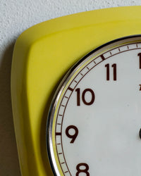 Orologio giallo da parete Mec ceramica - 1960