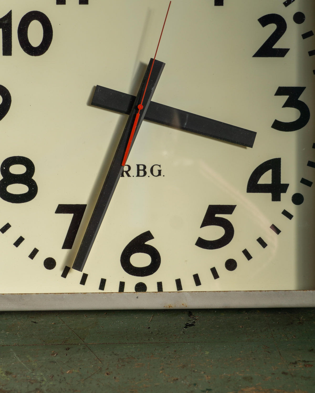 Orologio industriale RBG quadrato – anni 50