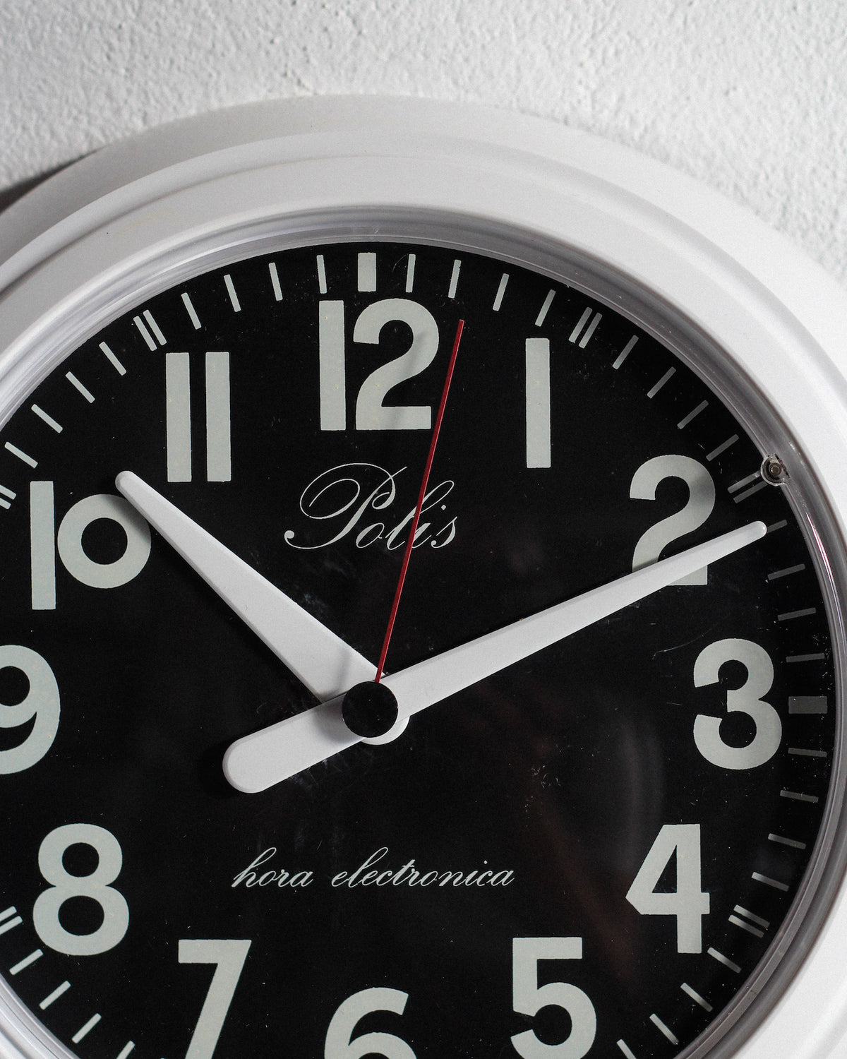 Orologio da parete Polis nero e bianco - anni ’80