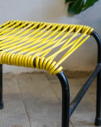 Poggiapiedi Anni ‘70 | Intreccio Spaghetto Giallo