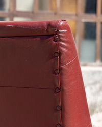 Poltrona da ufficio vintage bordeaux in semilpelle con rotelle – 1970