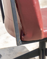 Poltrona da ufficio vintage bordeaux in semilpelle con rotelle – 1970