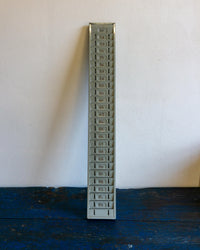 Portacartellini industriale in metallo grigio – 1980