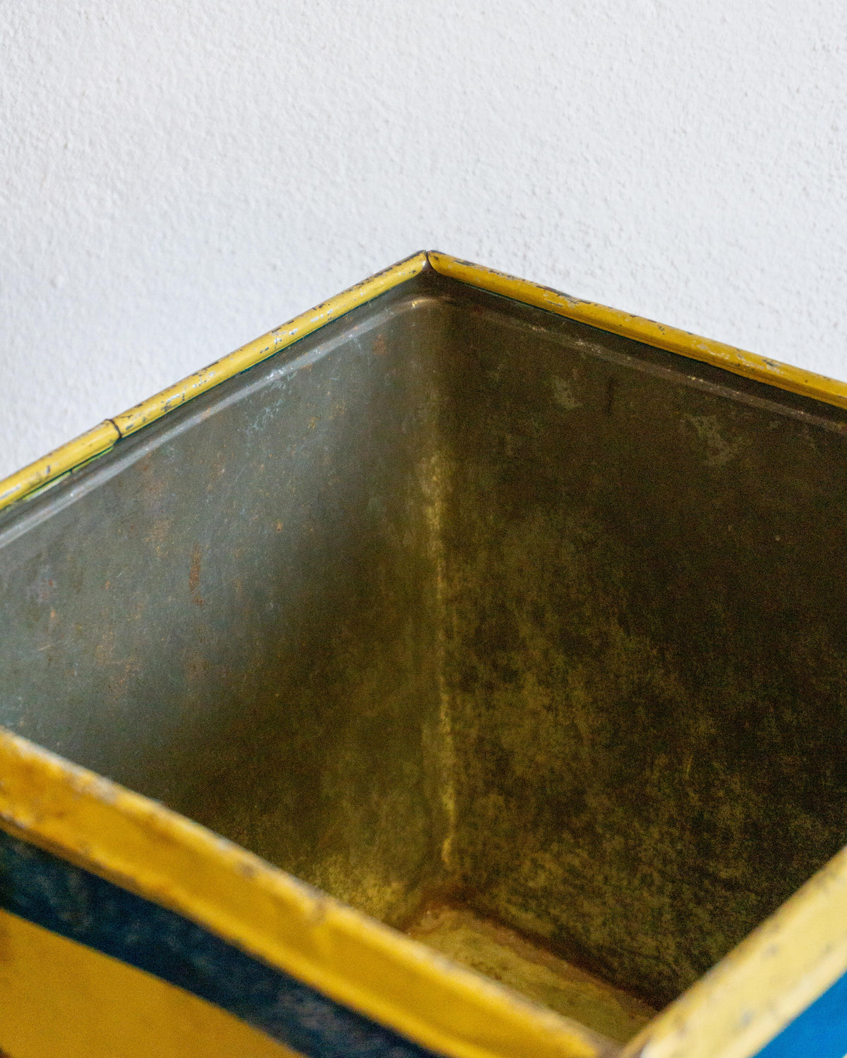 Scatola vintage in latta Alberti Benevento – 1960