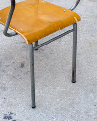 Sedia vintage da maestra con braccioli – anni '70