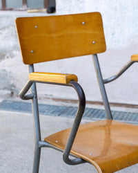 Sedia vintage da maestra con braccioli – anni '70