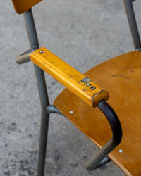 Sedia vintage da maestra con braccioli – anni '70