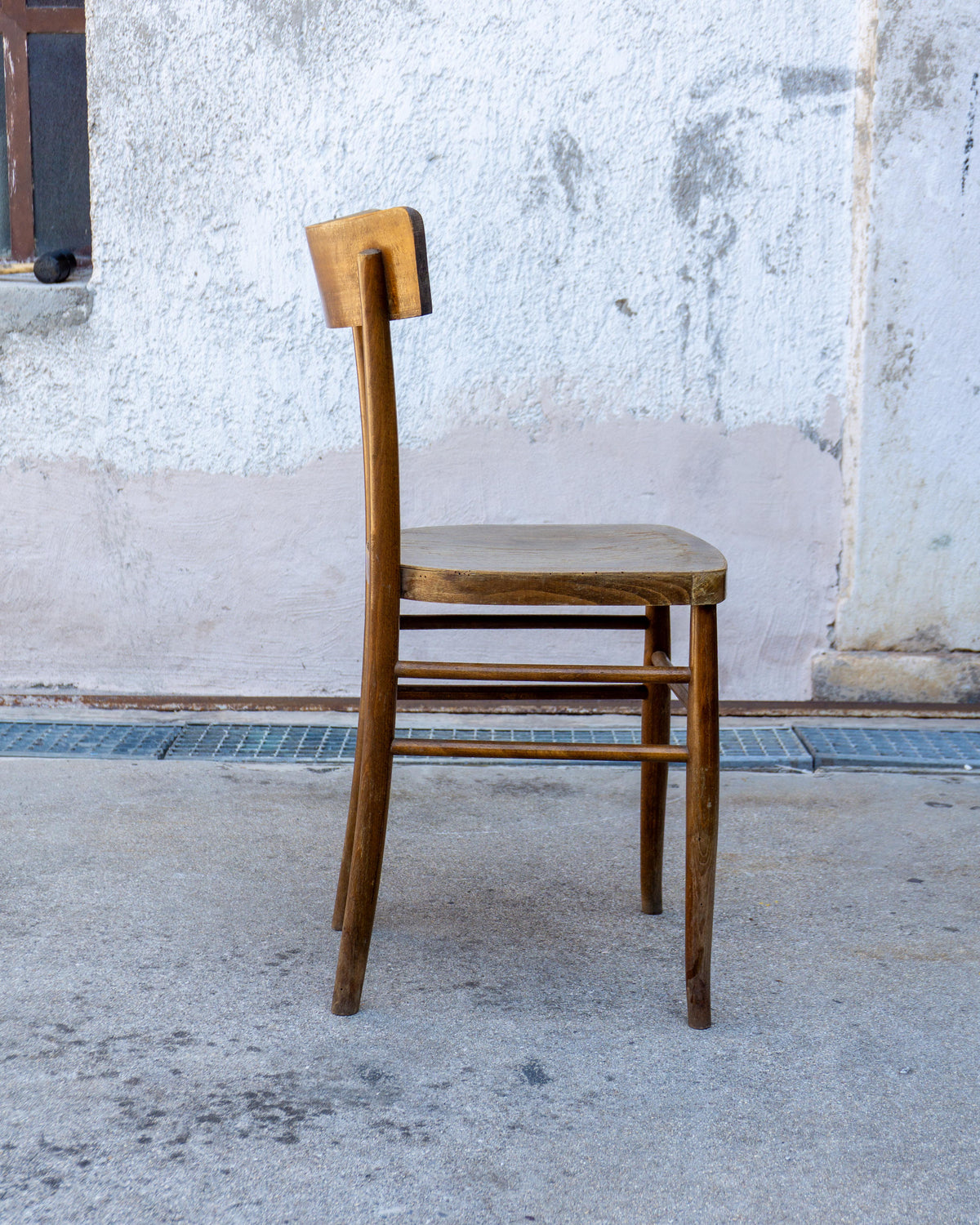 Sedia vintage da osteria in legno – anni '70