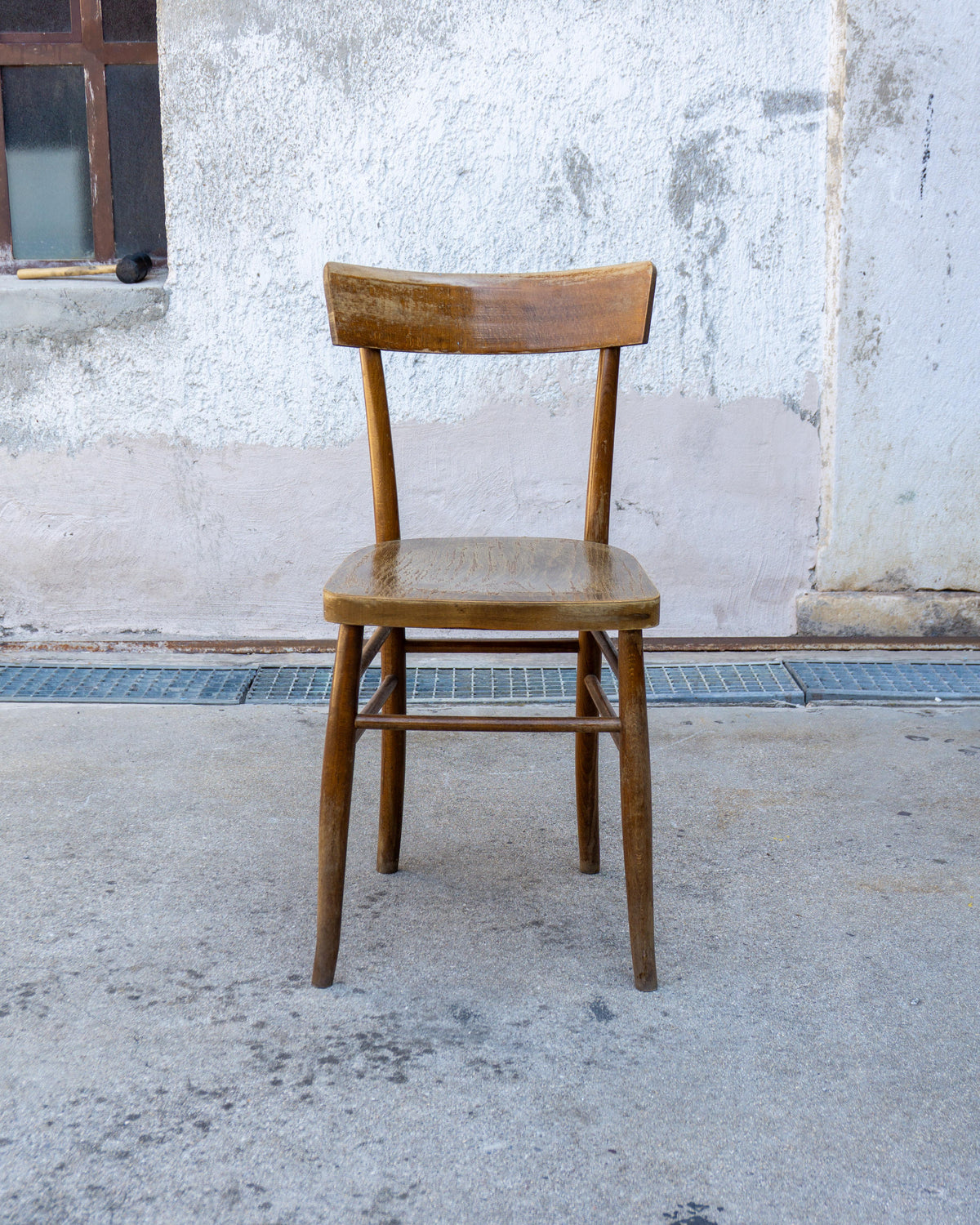 Sedia vintage da osteria in legno – anni '70