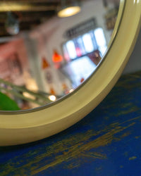 Specchio in plastica color panna – anni ’80
