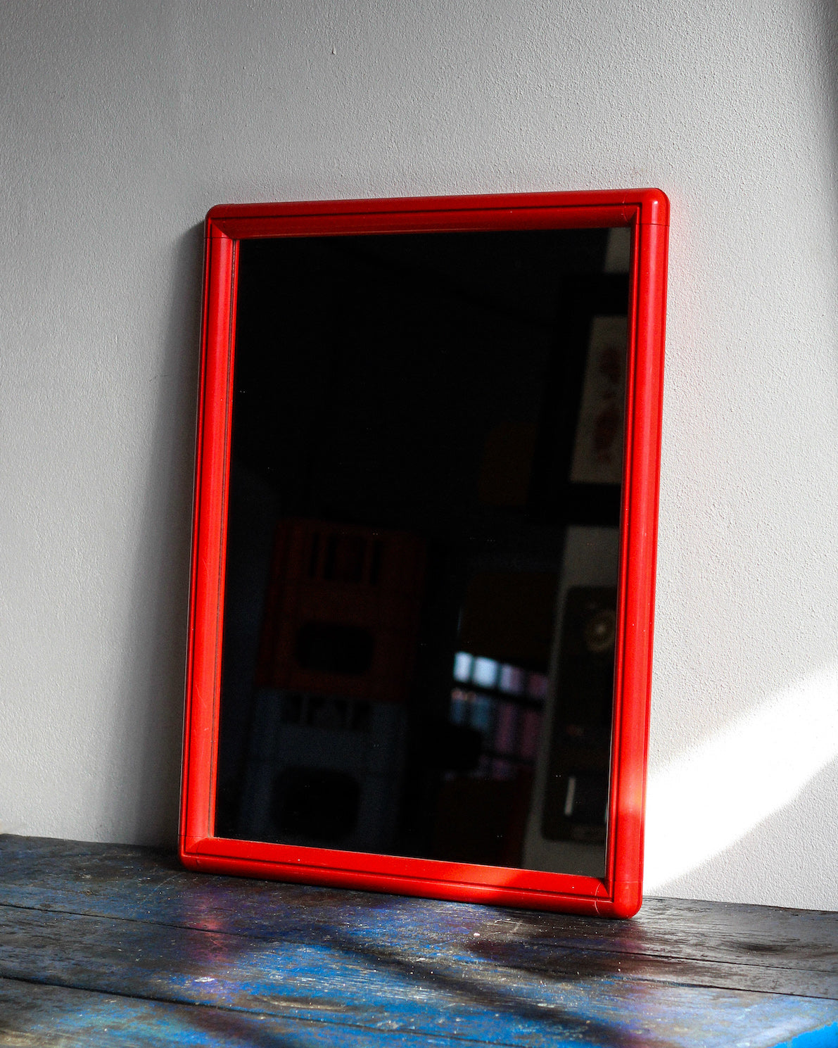 Specchio rettangolare rosso vintage - anni ’80